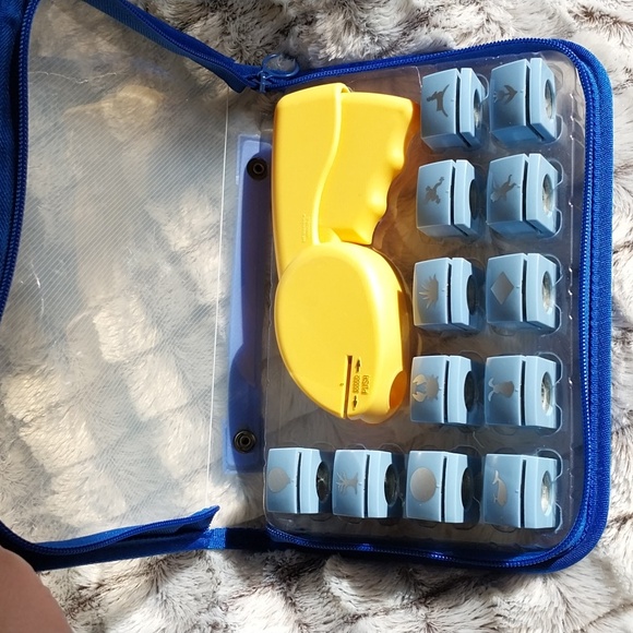 Creating Keepsakes Paper Punch Set Of 12 Assorted ½" Punches - Picture 3 of 13